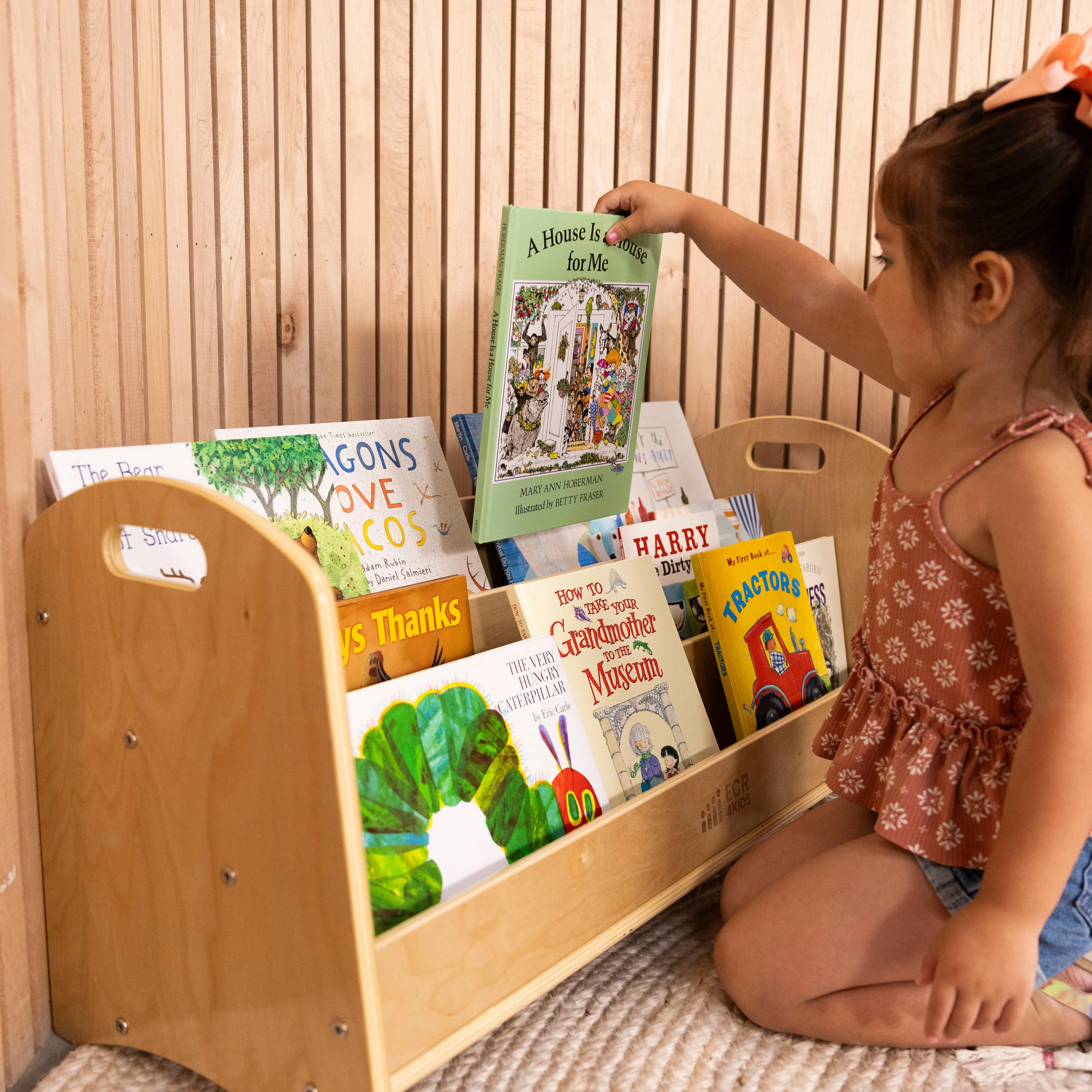 3-Shelf Floor Book Display with Handles, Beginner Bookshelf