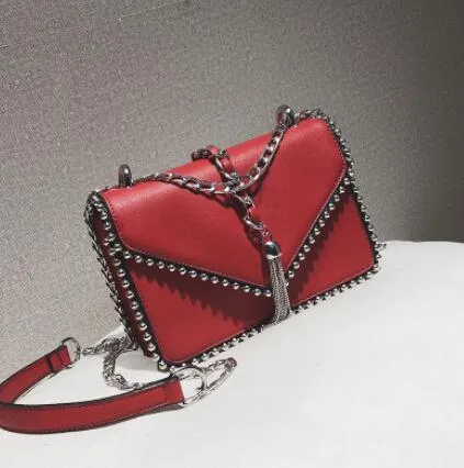 Fashion Leather Simple Small Square Handbag with Tassel Chain