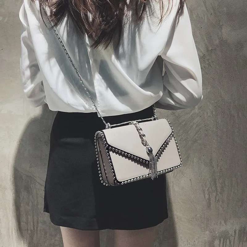 Fashion Leather Simple Small Square Handbag with Tassel Chain