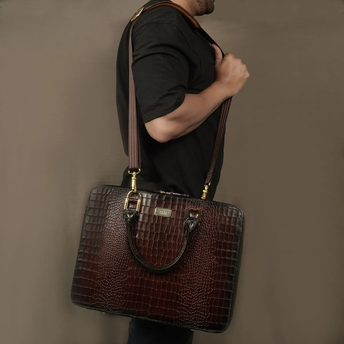 Stylish Dark Brown Laptop Briefcase in Cut Croco Leather